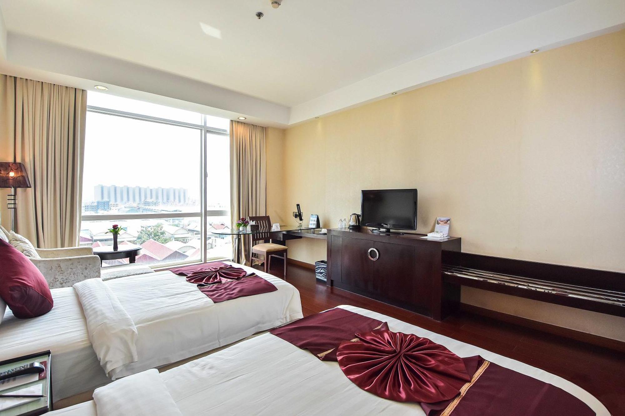 Dara Airport Hotel Phnom Penh Exterior foto