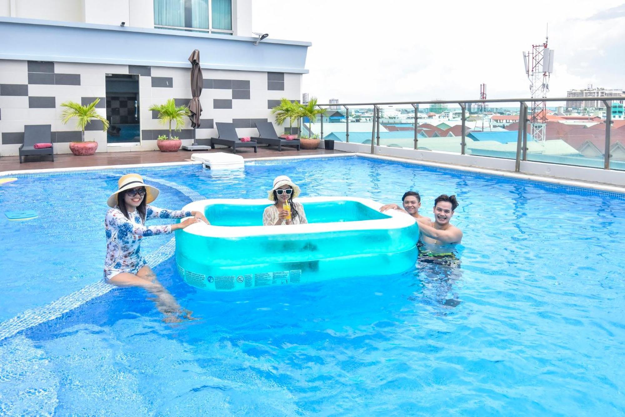 Dara Airport Hotel Phnom Penh Exterior foto